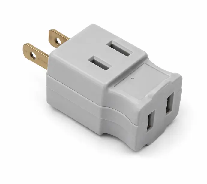 Enchufe 2-pin plana 3 tomas con 1 vía (IMPA 792981)